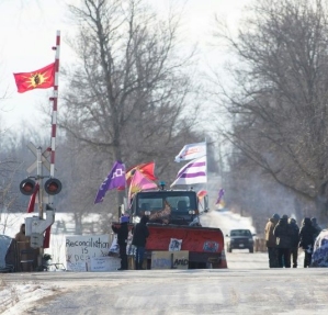 protesters along rail in Canada
