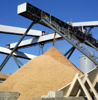 Stendal pulp mill wood chip bunker
